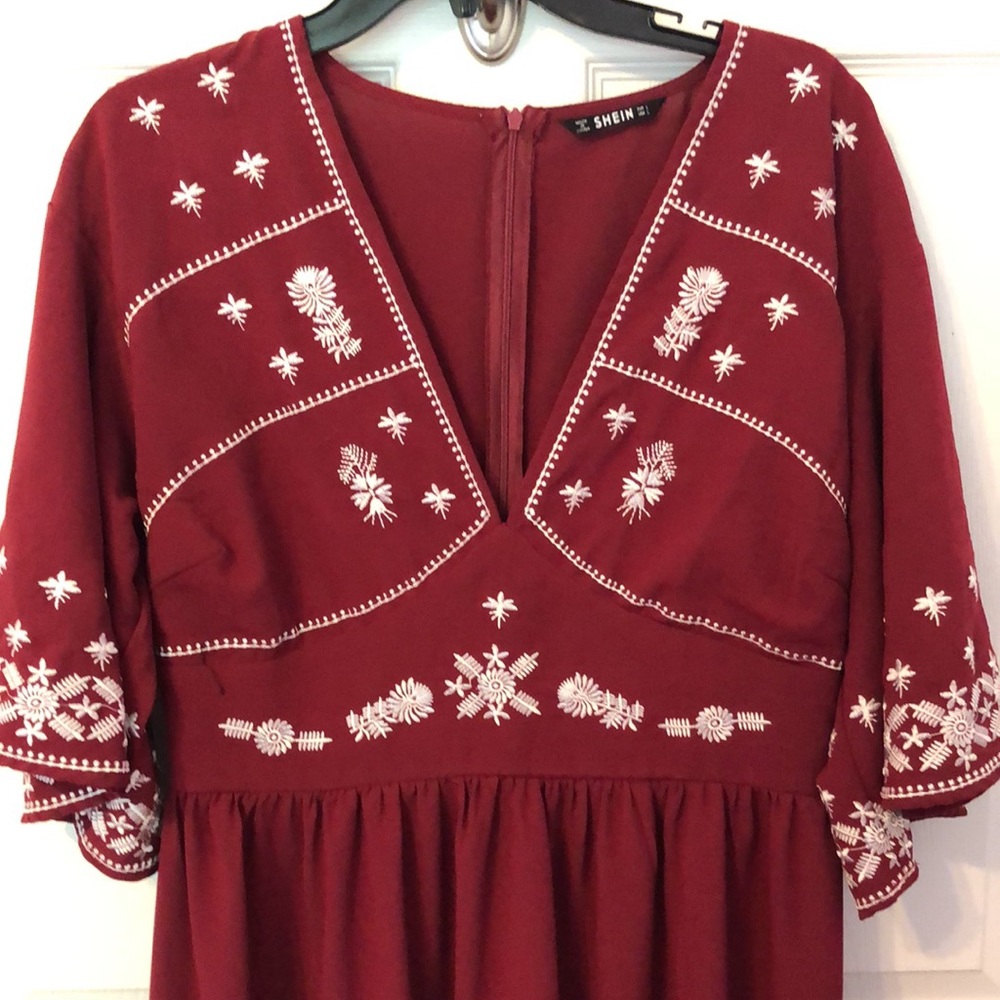 SHEIN Burgundy Maxi Dress Size Large, Embroidered design.